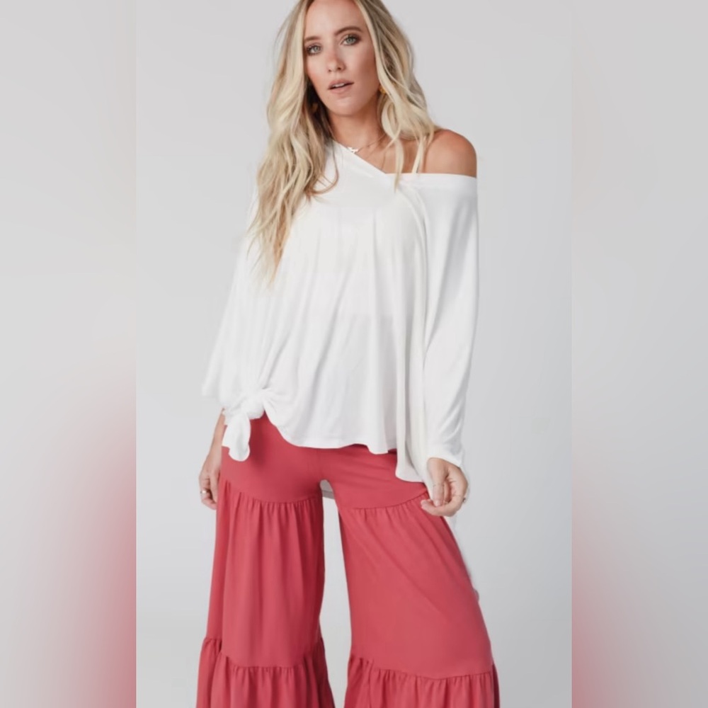NWT Three Birds Nest The Wren Top - White, MED NWT